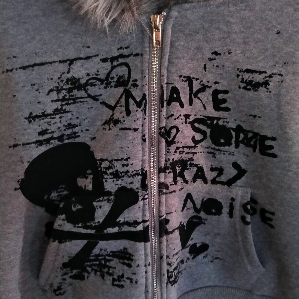 Amazon Gray Urban Streetwear Jacket with Artistic Print